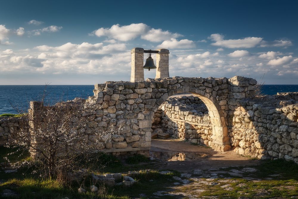 Весна Херсонеса.