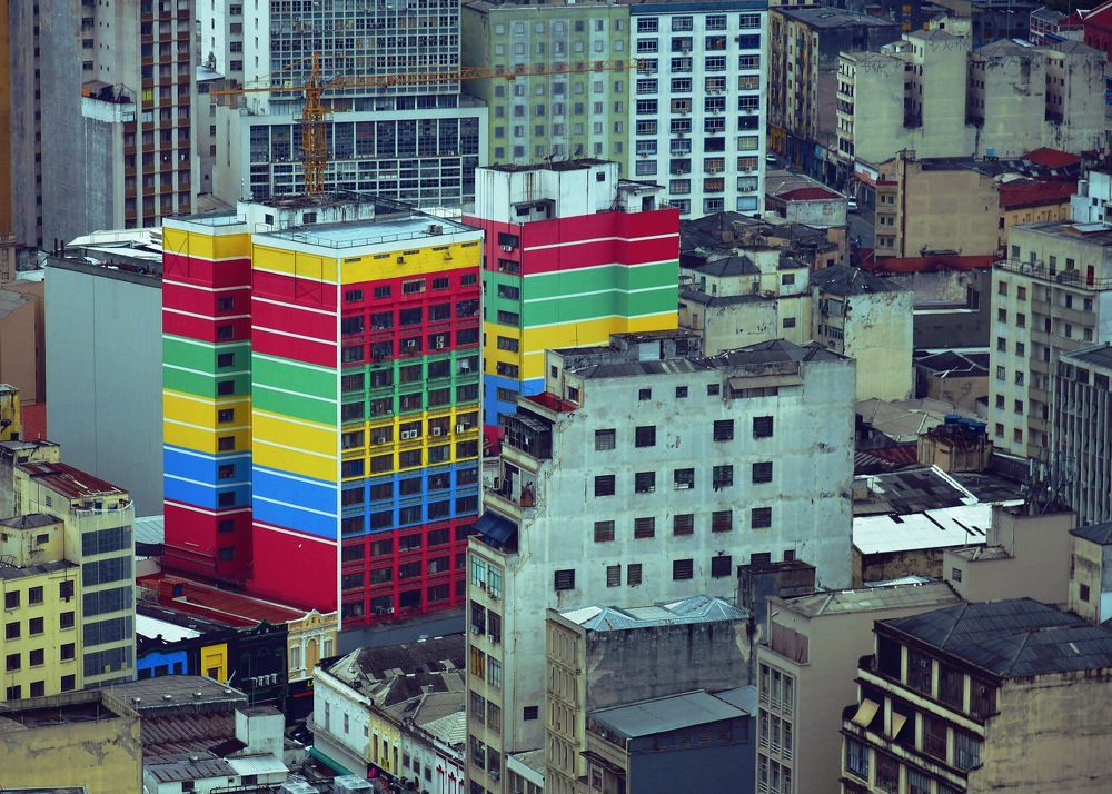 Color building