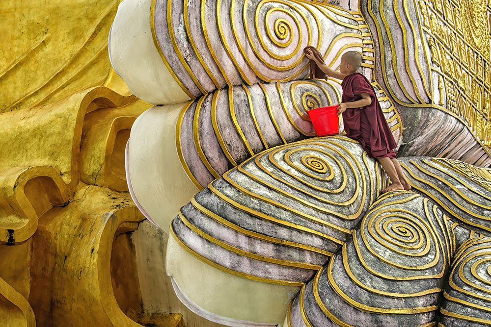 Photograph by Min Wathon