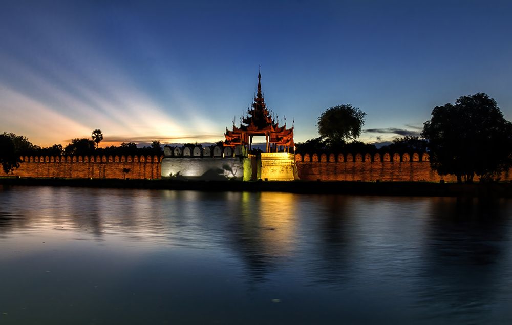 Photograph by Min Wathon