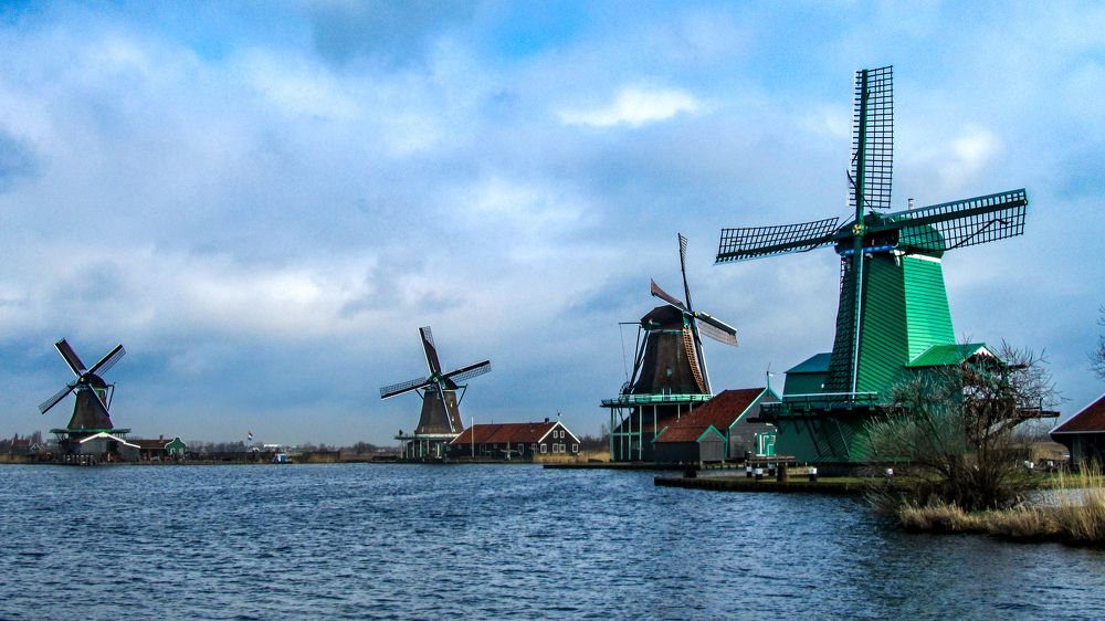 Photograph by Albert Maramis