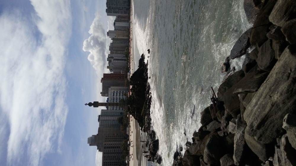 Marco padrão e praia da biquinha