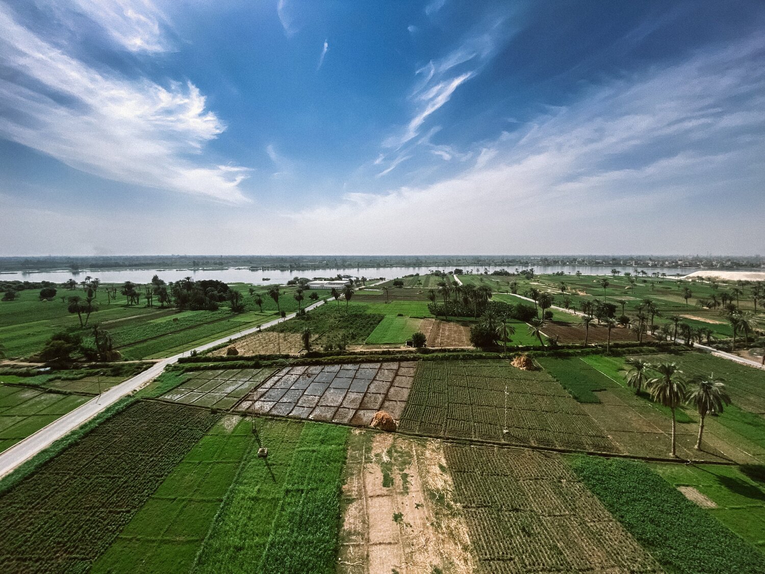 Heaven, Nile and farmland in one picture Heaven, Nile and farmland in one picture