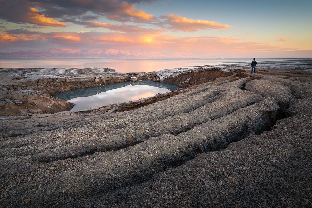 Photograph by Alex Savenok