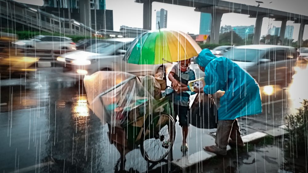 Rainstorm does not prevent you from continuing the transaction