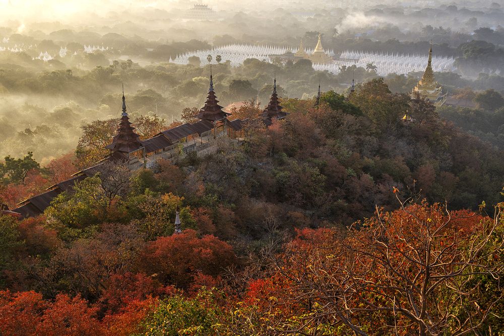 Photograph by Min Wathon