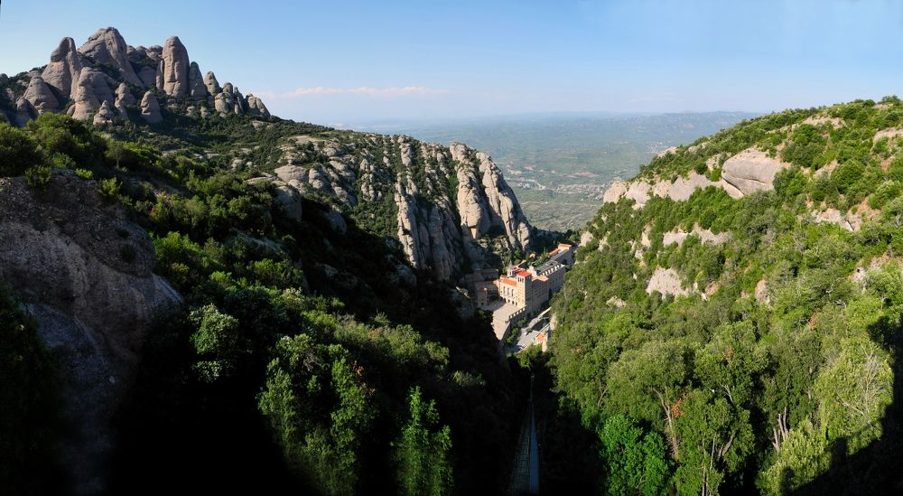 Панорама горы Монтсеррат