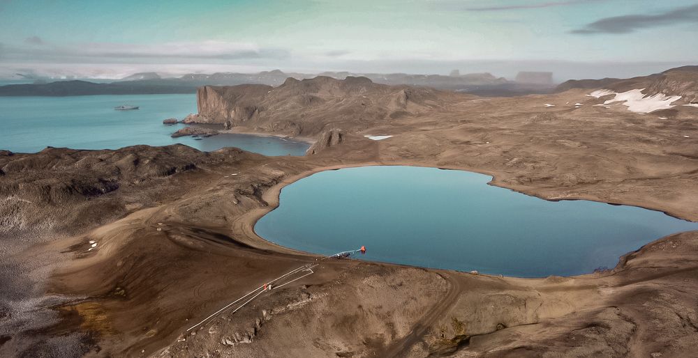 Lago Uruguay Antartida