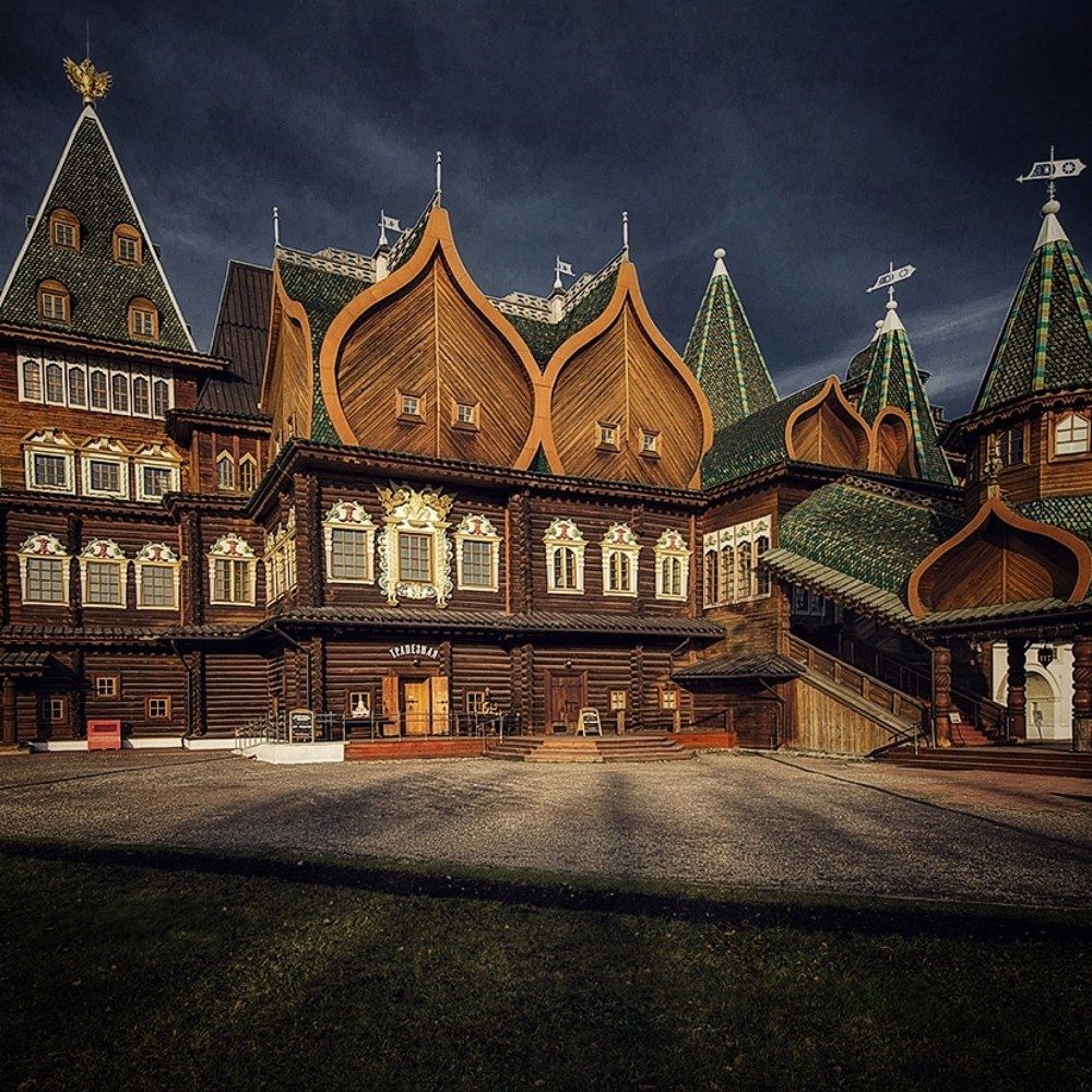 Дворец царя Алексея Михайловича в Коломенском.