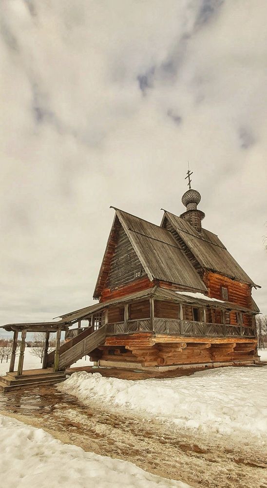 Никольская церковь из села Глотово