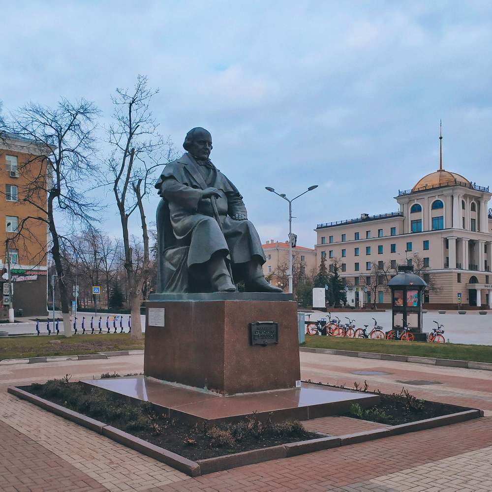 памятник Щепкину