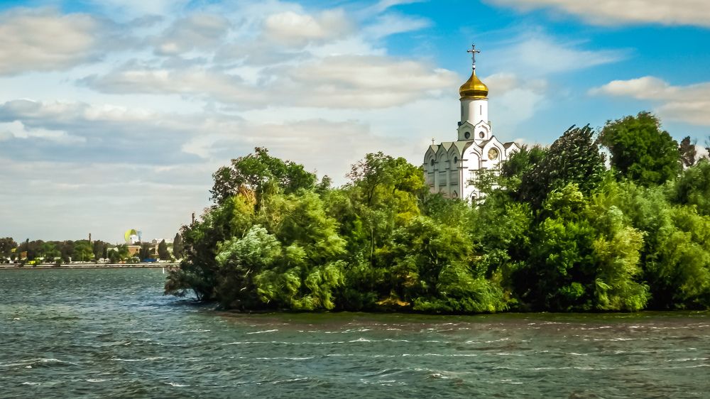 Монастырский остров