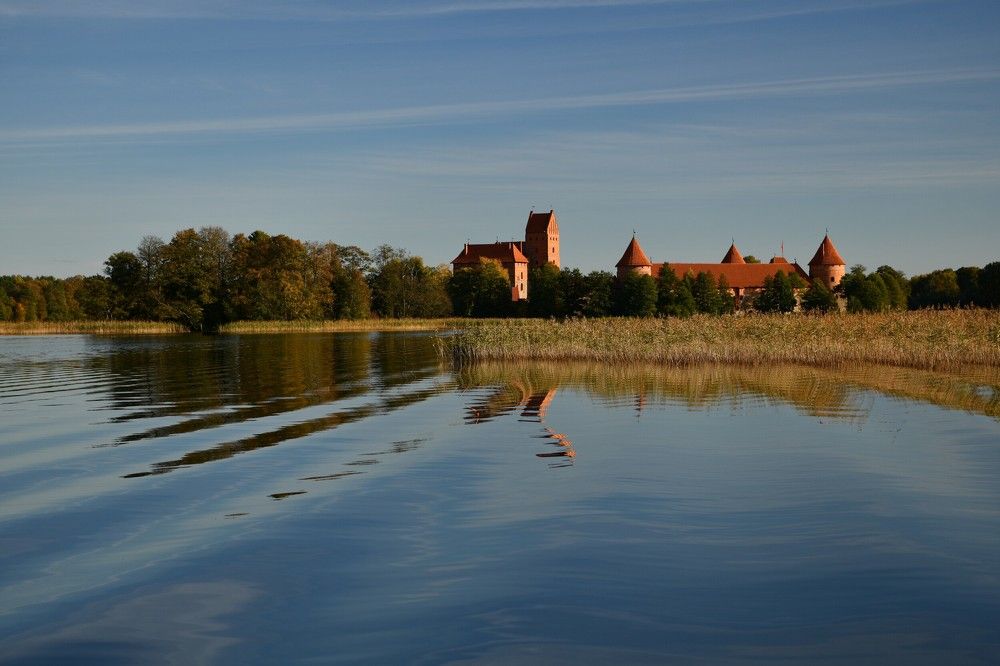 Гладь озера