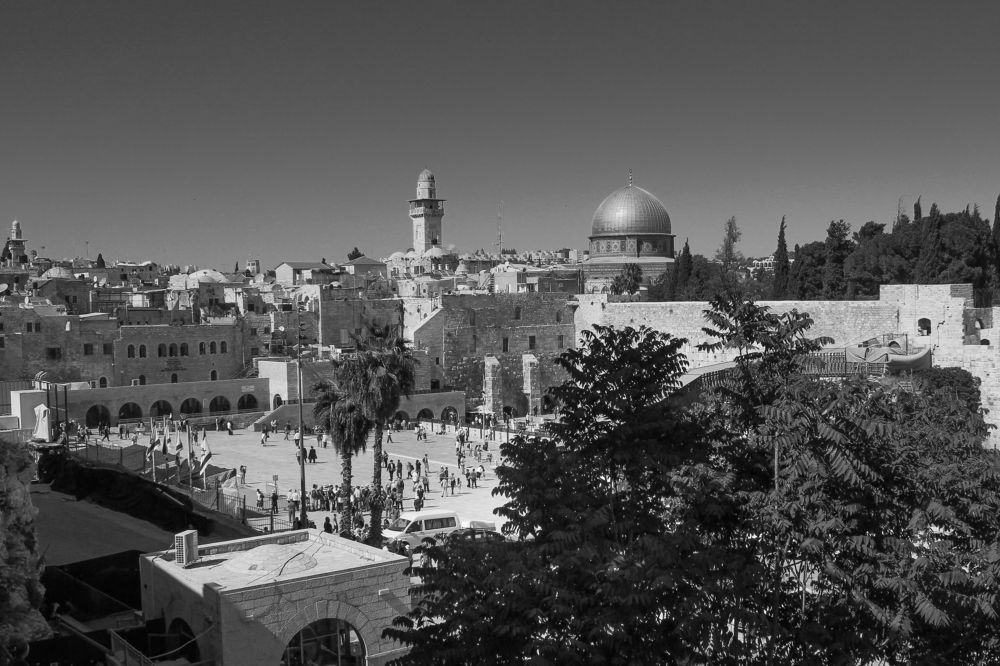 Храмовая гора. Площадь перед Западной стеной и Купол Скалы. Иерусалим.
