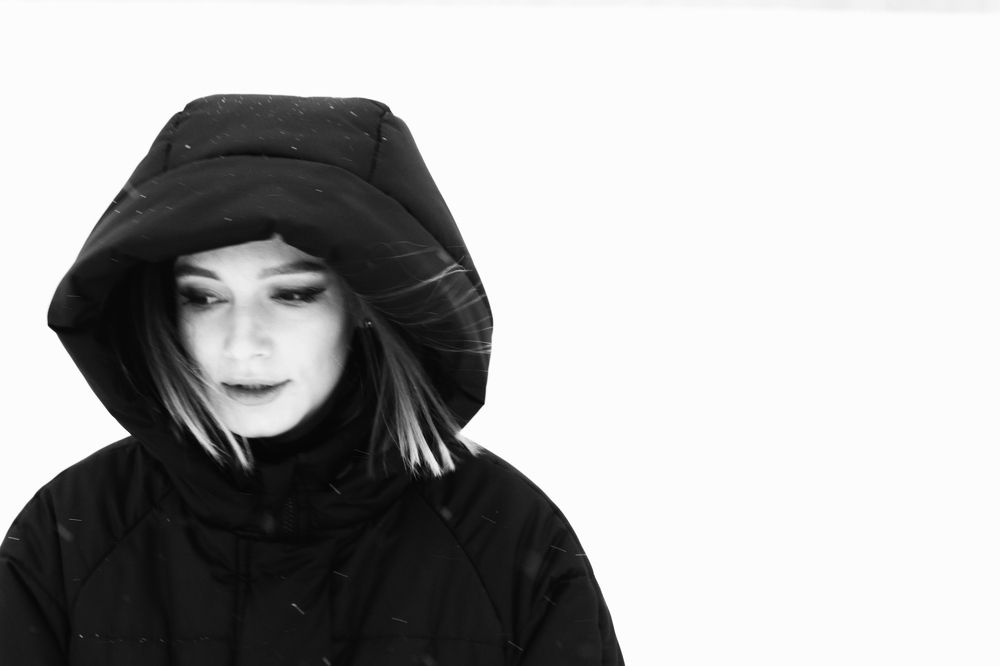 Лия. Снег. Ветер