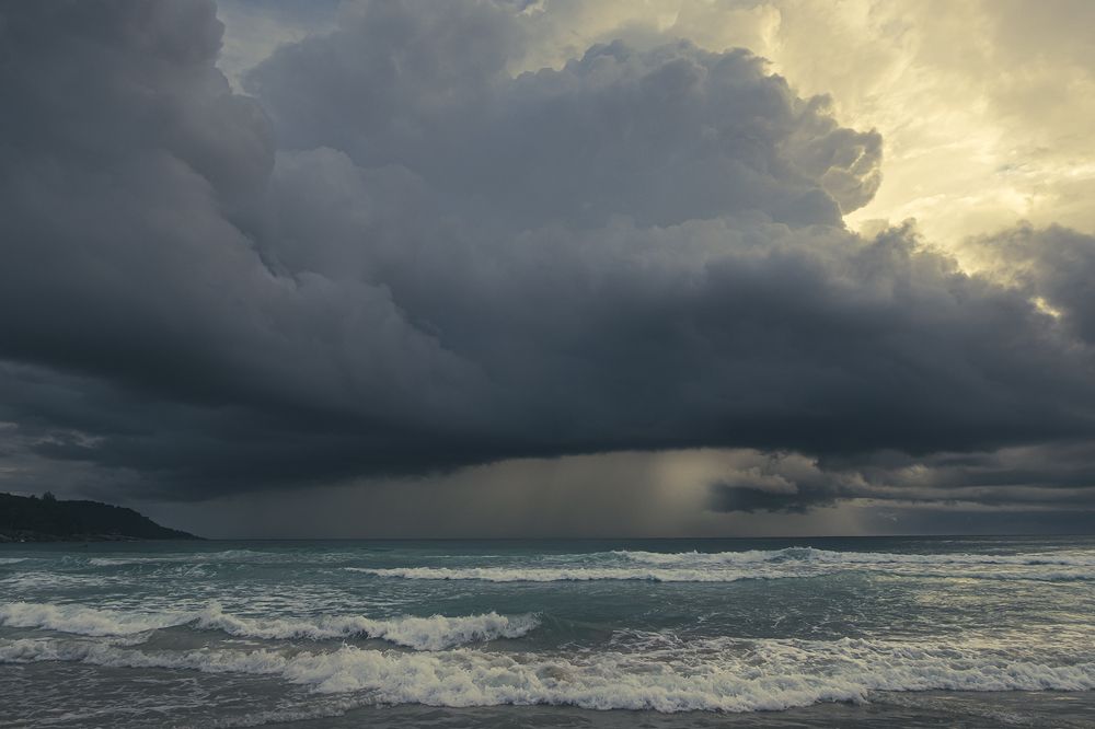 The Coming Storm - Надвигающийся шторм