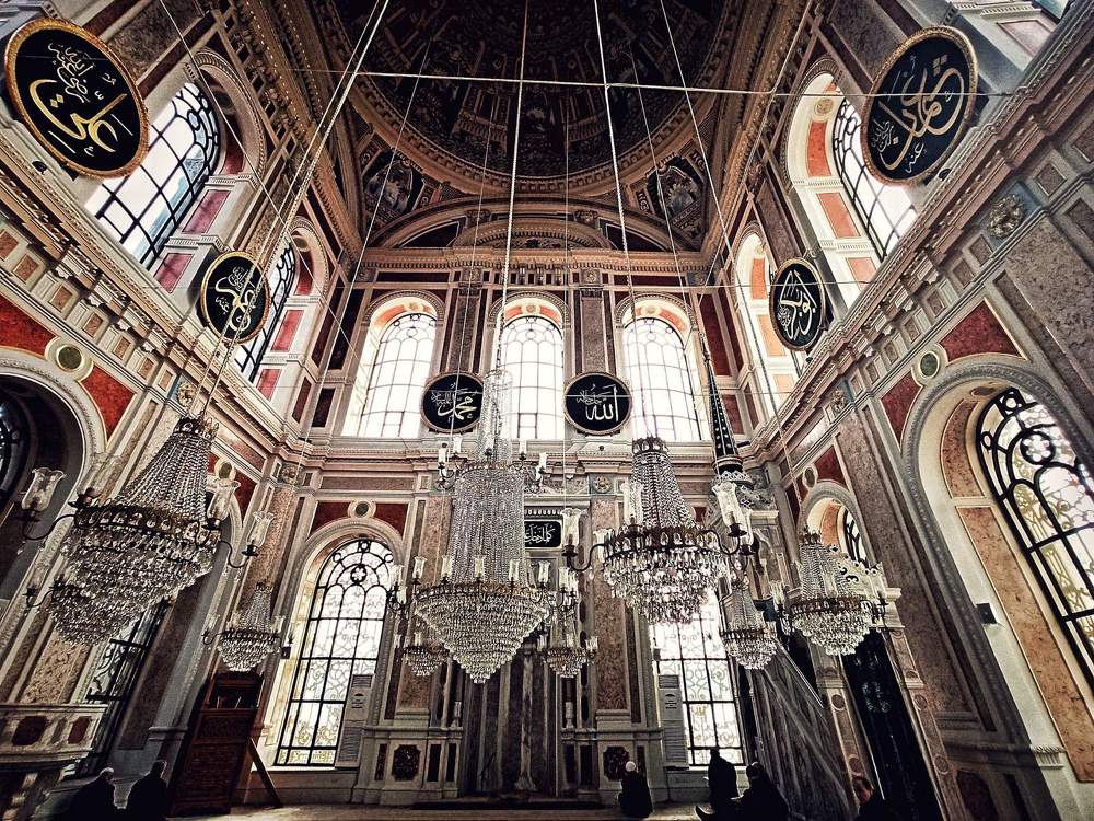 Мечеть Меджидие. Турция. Стамбул