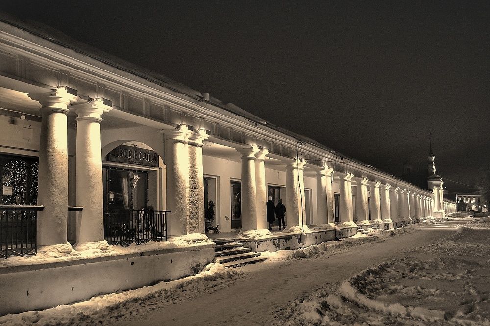 Торговые ряду в Суздале, Россия