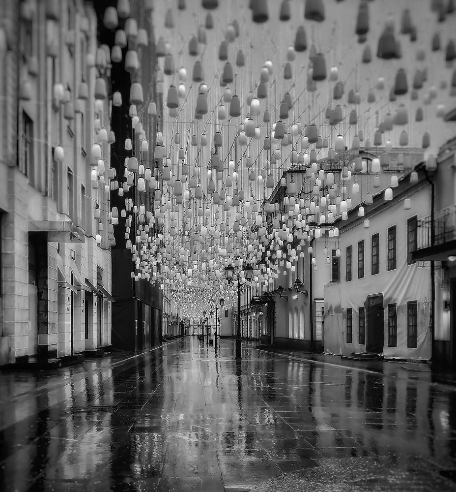 Дождь смывает краски...