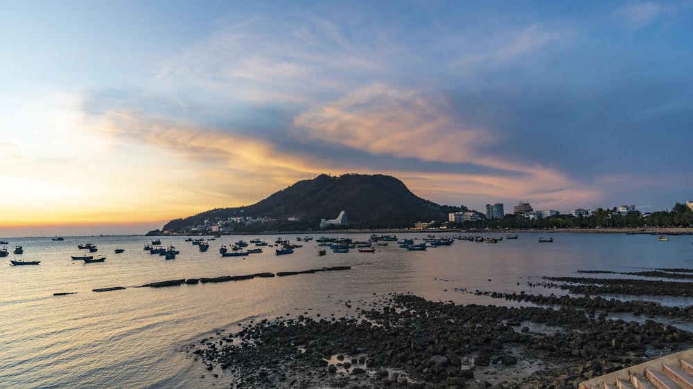 Photograph by Hoai Anh Dang