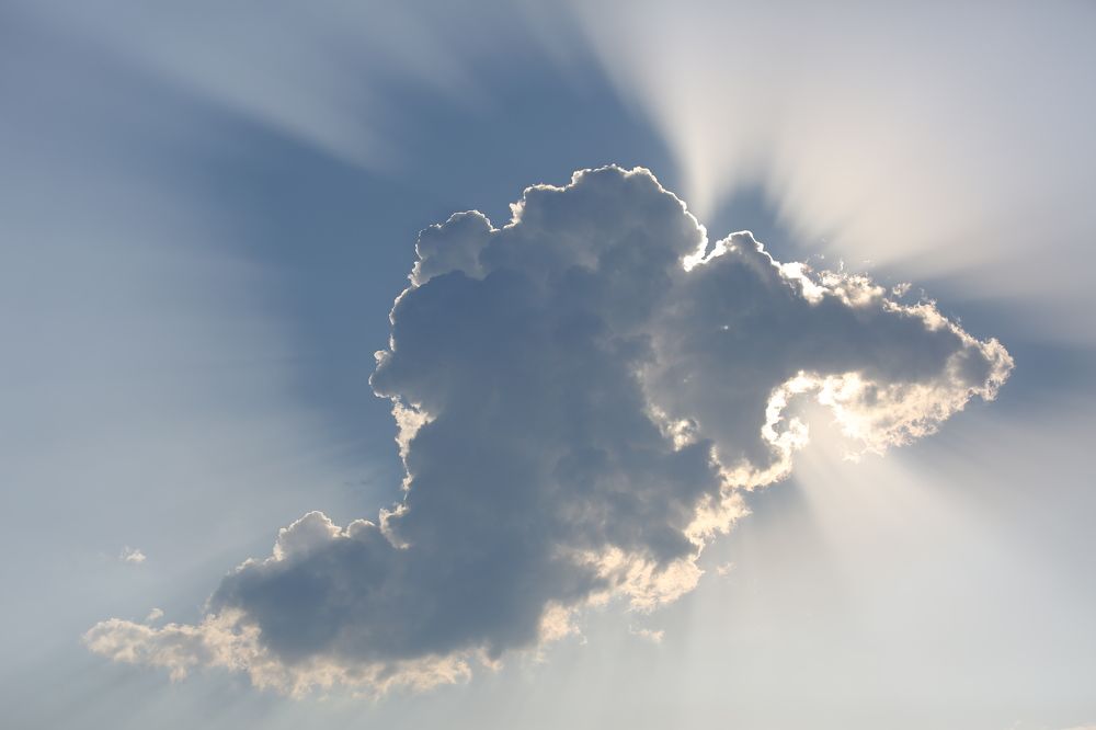 Облако в полдень Cloud at noon