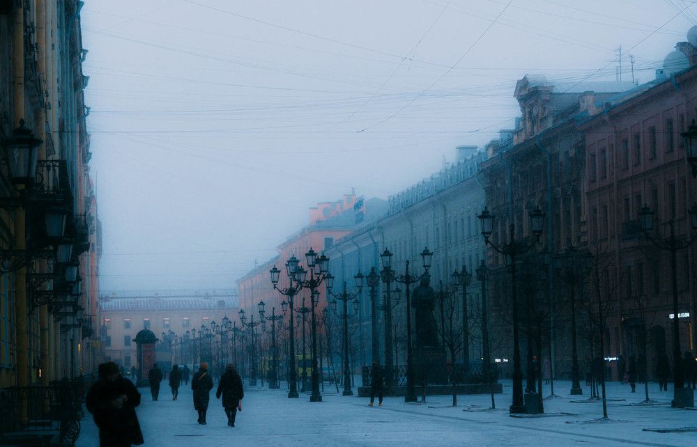 вся суть питера в одном кадре