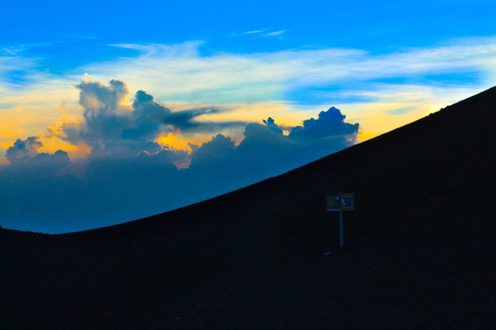 Photograph by Luis Par