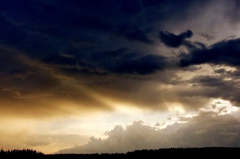 И снова битва в небесах...