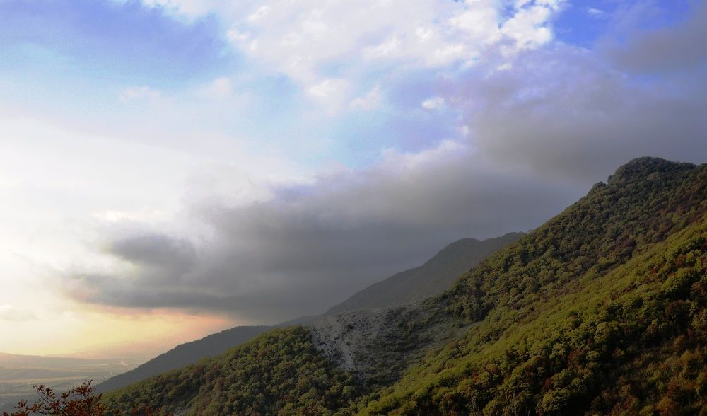 Туман  окутывает горы