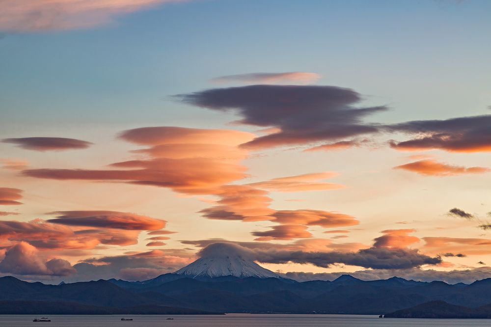 Нашествие лентикулярных облаков