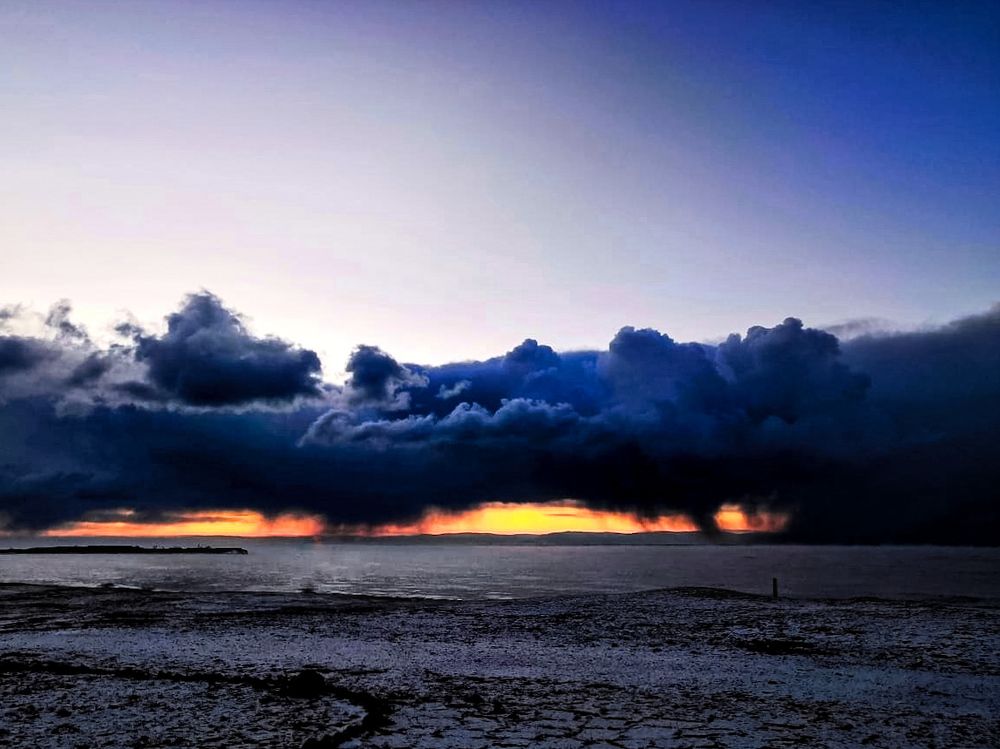 Утро на Байкале