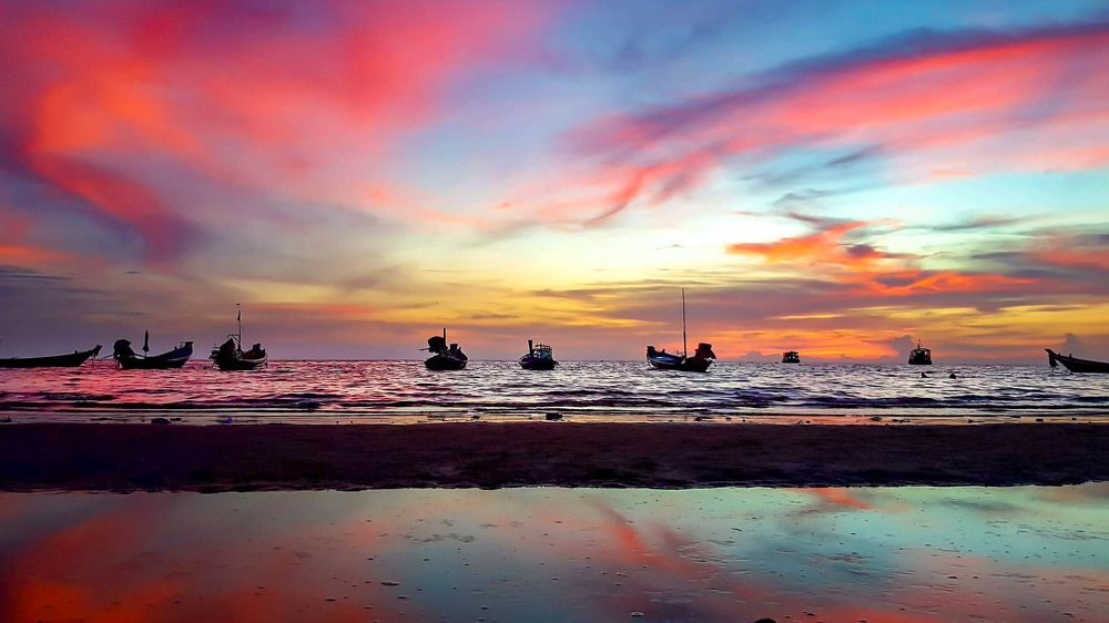 Photograph by Suksiri Natcha