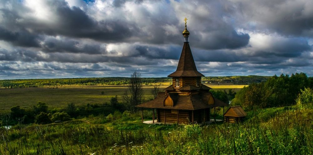 Часовня на склоне