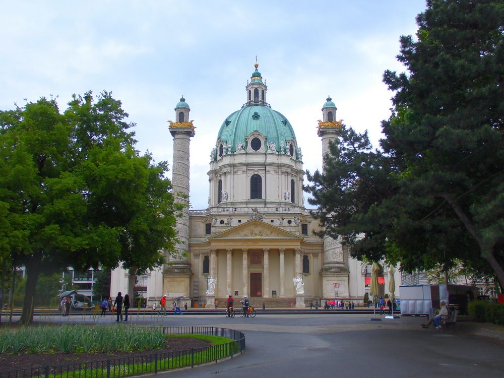 Карлскирхе