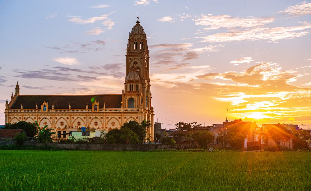 Photograph by Anh Tuấn Trần