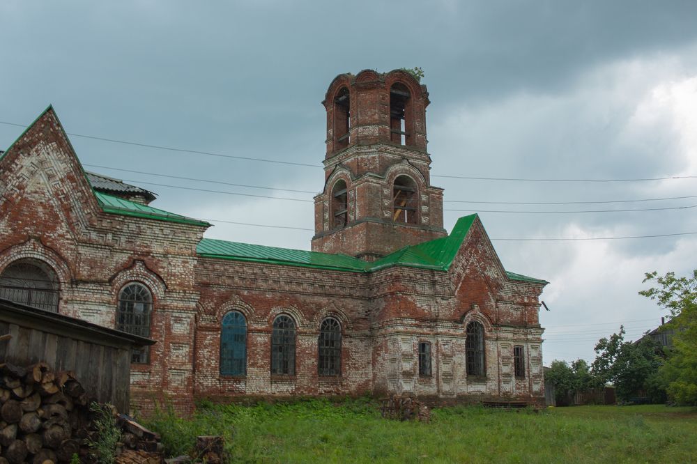 В большом селе был храм