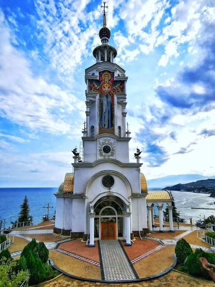 Храм-маяк святителя Николая Чудотворца