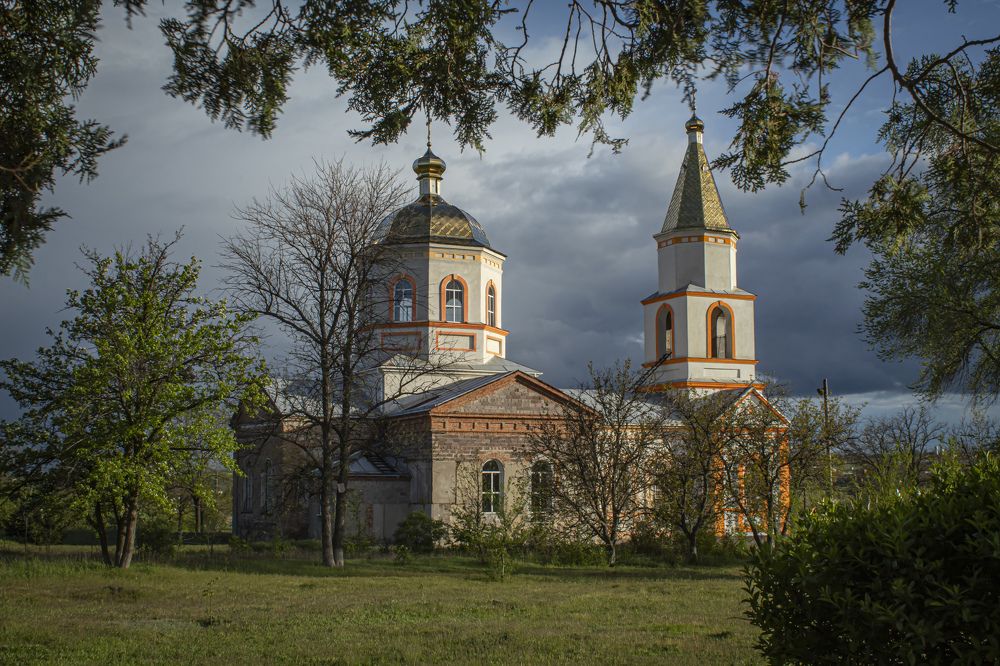 Сельский храм