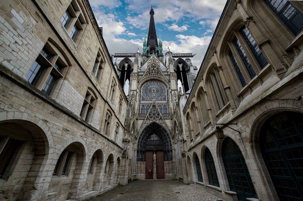 Photograph by Karen Khachaturyants