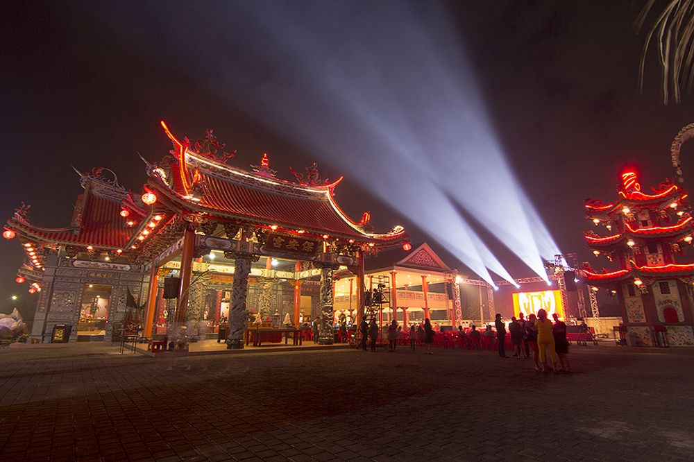 Photograph by dewa putra