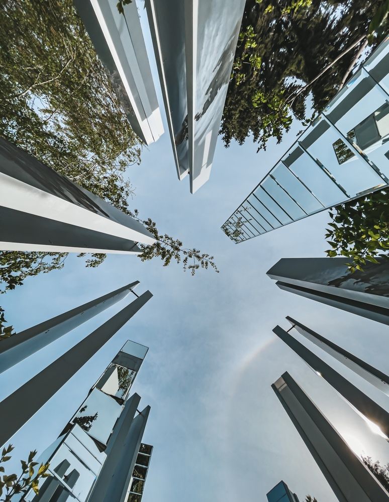 Зеркальные «высотки»