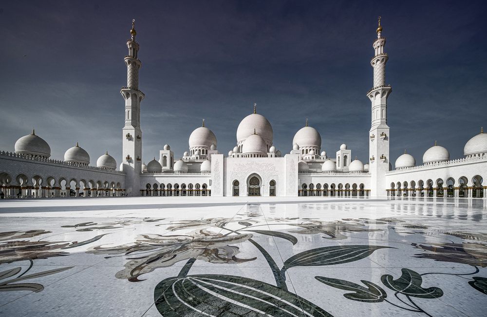 Photograph by Klaus Tesching