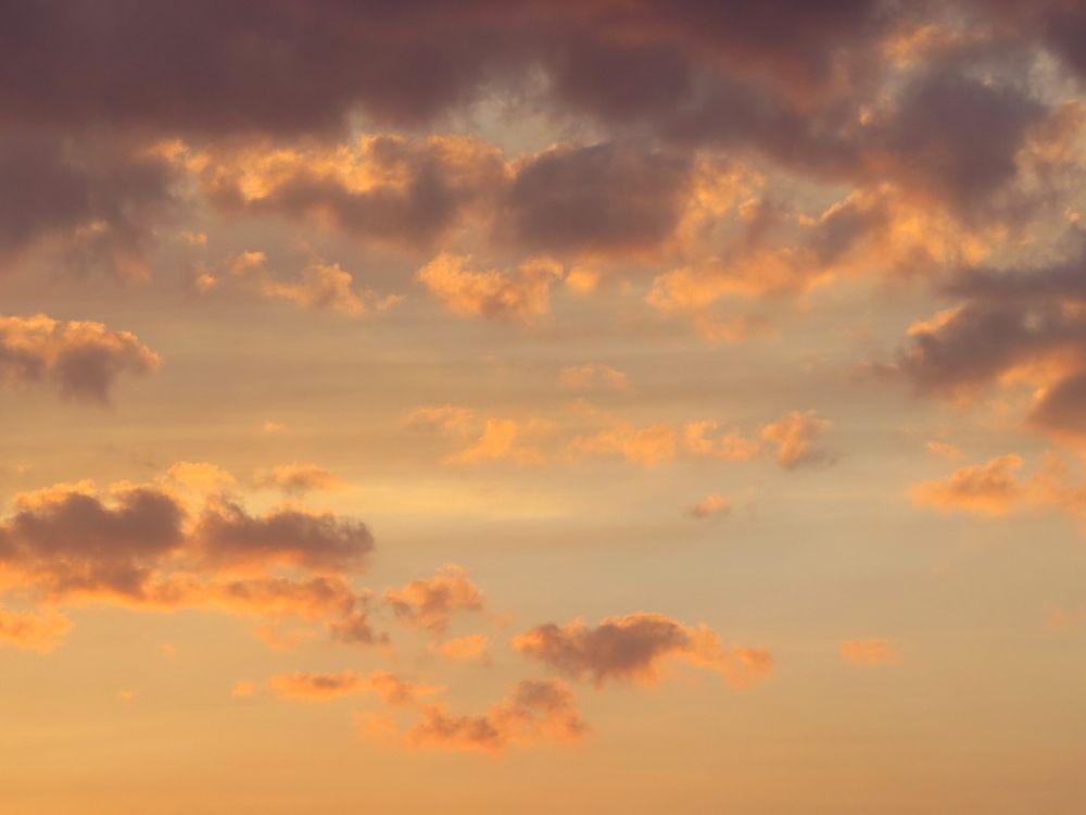 Золотые облака