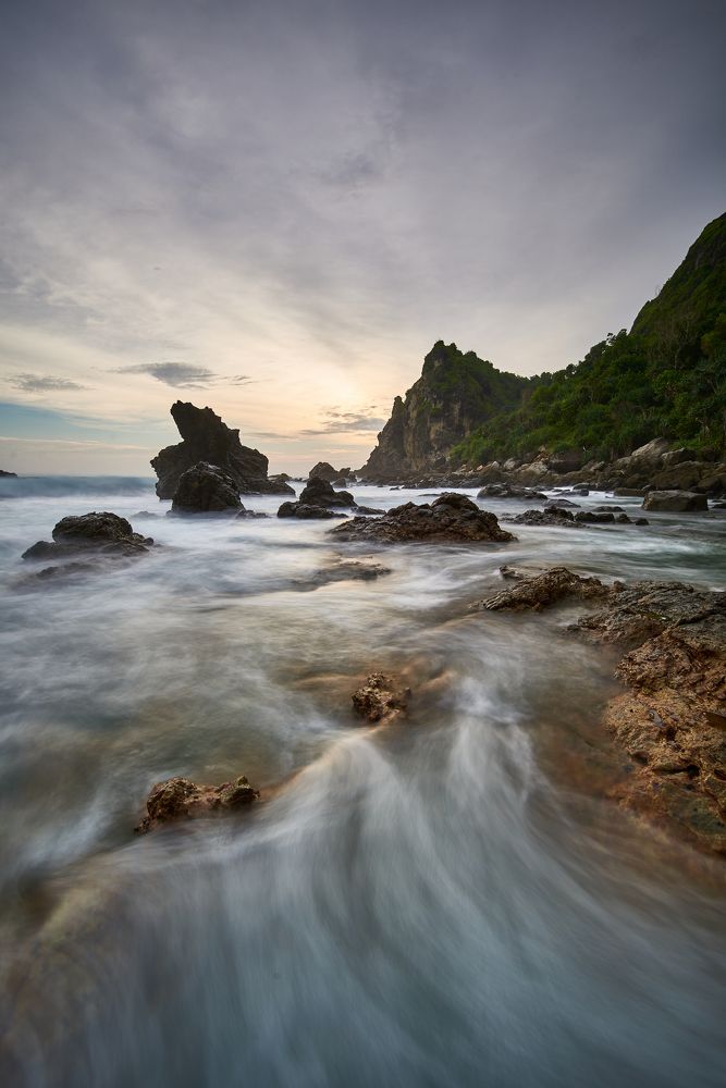 Photograph by Roland Andika Setiawan