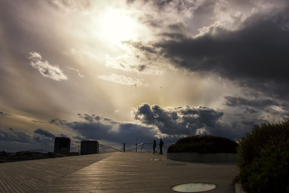 Город в облаках.