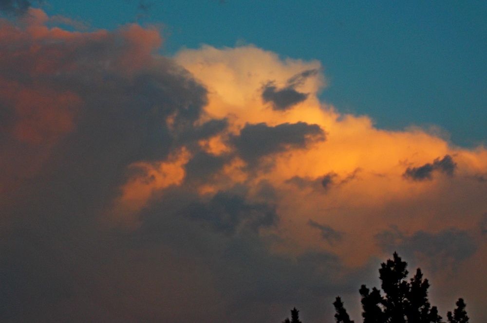 Закатные  облачка!..