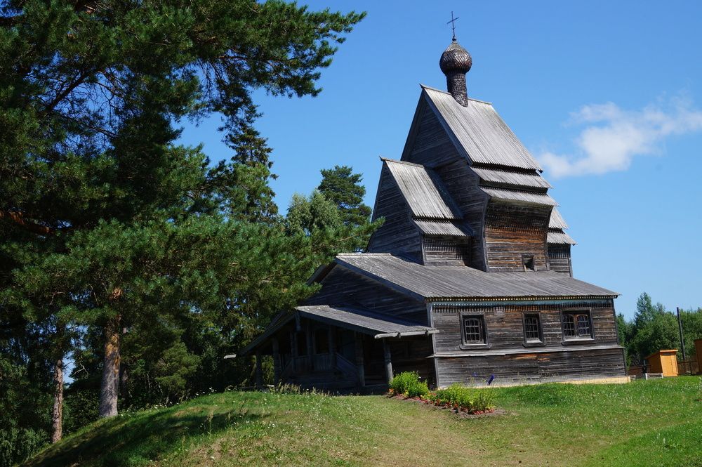 Церковь Георгия Победоносца. 1493 г. д. Родионово Лен.обл