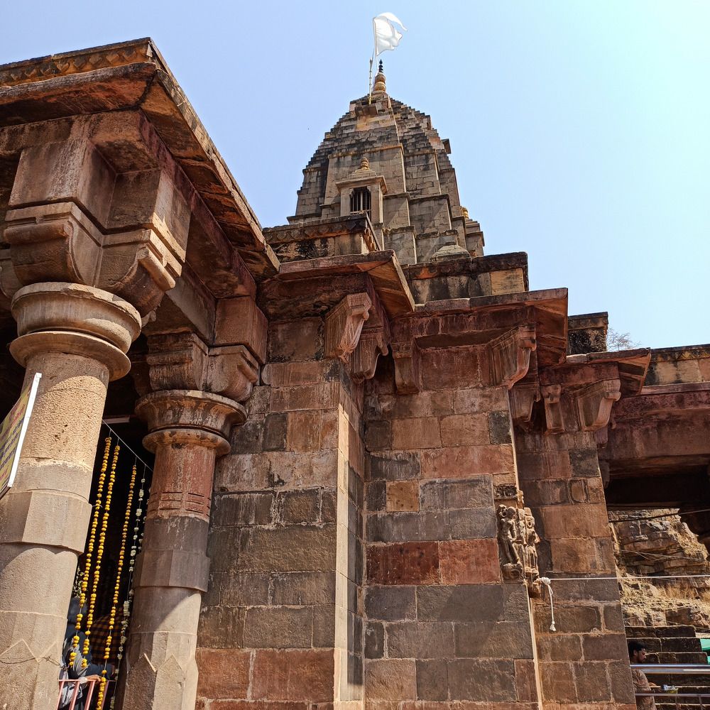 Even the Stones speak Volumes.