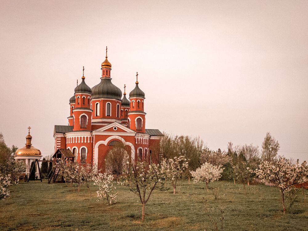 Храм в Генгорке