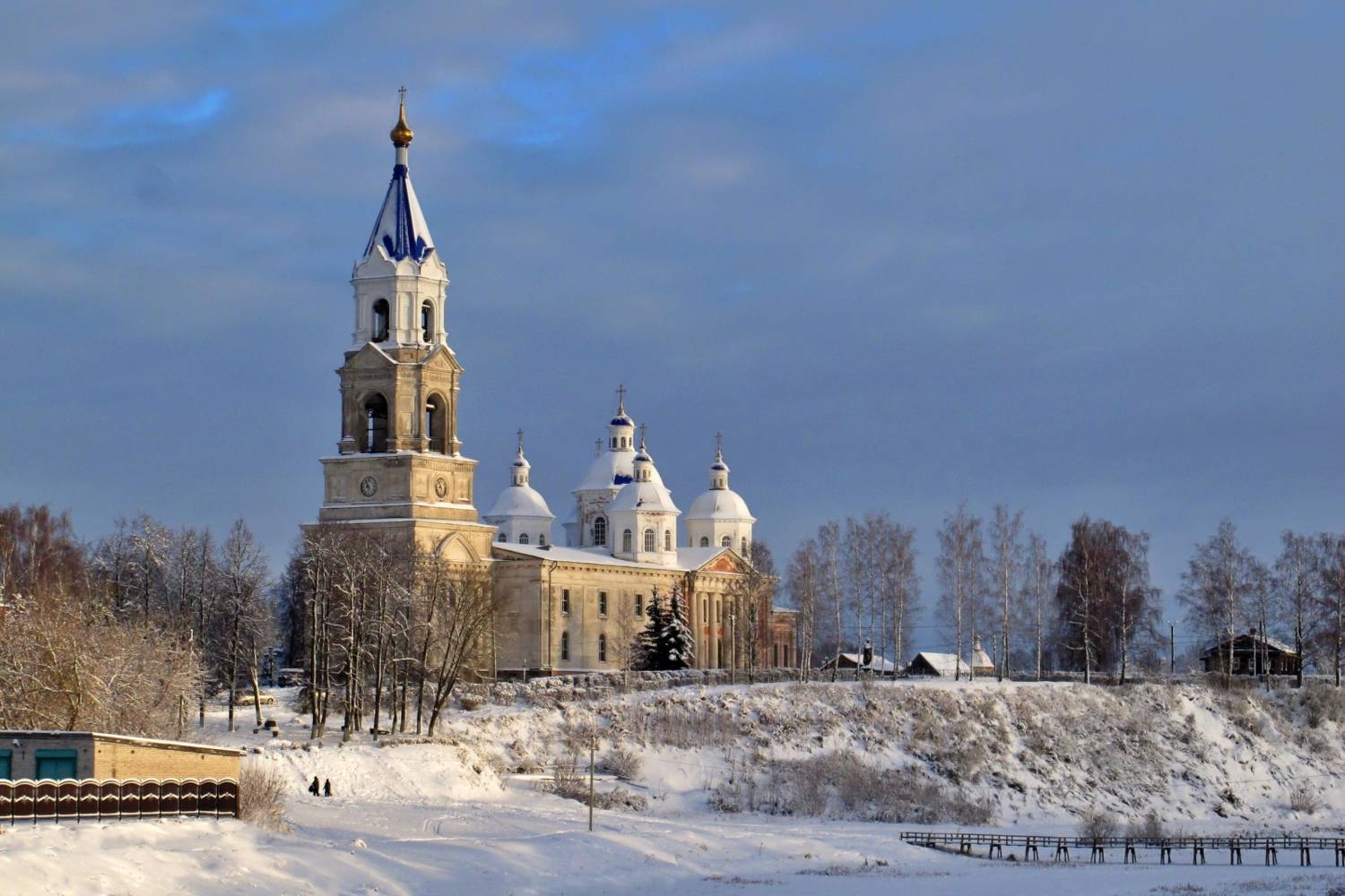 Воскресенский кафедральный собор